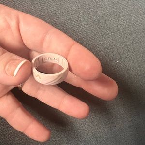 Enso ring size 8